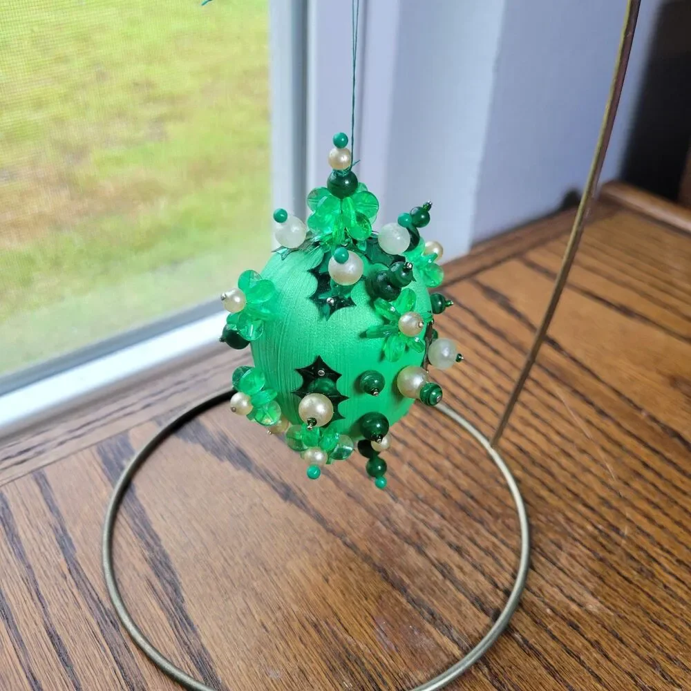Vtg Ornate Easter Egg Handmade Beaded Push Pin Satin Basket Filler Green Egg